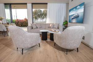 Et opholdsområde på Myk Beach + 53 billeder