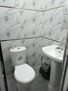 Et badeværelse på Jomi Hostel