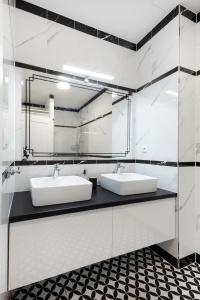 Et badeværelse på Apartmán Verdi + 17 billeder