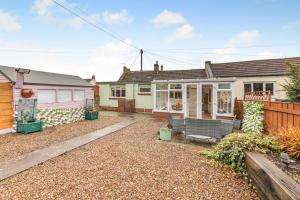 an image of a house with a yard at 2 Bed in Lowick oc-c34008 in Lowick