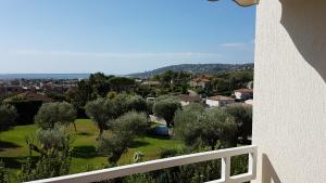 Naturlandskabet i nærheden af lejligheden