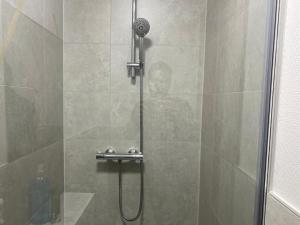 Et badeværelse på Studio with External Bathroom Near to the City Centre