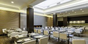 Χώρος καθιστικού στο Ilunion Suites Madrid +30 φωτογραφίες
