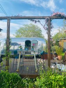 Zahrada ubytování Marilyn - Vintage Airstream