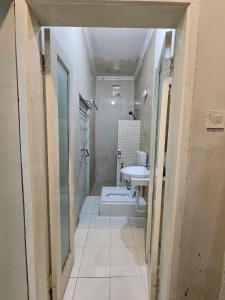 Koupelna v ubytování Witte Huis Cirendeu