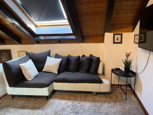 Et opholdsområde på Garden Apartment