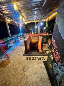 Ảnh trong thư viện ảnh của The Twins Sunset Bungalow ở Palebah +11 ảnh