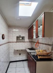 Kuchyň nebo kuchyňský kout v ubytování El Chalet del Gato, apartamento 1