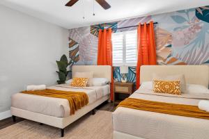 Gallery image of The Palm Villa-Pool, Sauna, bowling, theater, golf in Largo