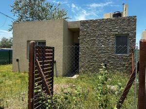 Budova, kde se prázdninový dům nachází