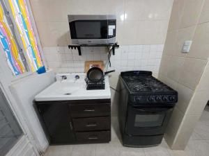 Kuhinja ili čajna kuhinja u objektu Liz