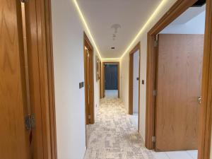 Gallery image of Trinity Holiday Homes - Sheikh Zayed Road Right Next to Financial Center Metro Station Exit 1 in Dubai