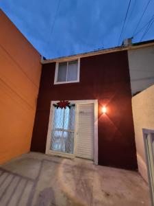 Zgrada u kojoj se nalazi vikendica Još 6 fotografija