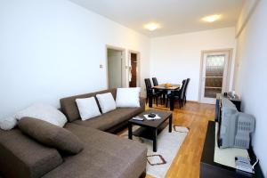 Posezení v ubytování Apartments Drašković Mirišta + 8 fotografií