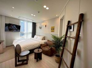 TV/trung tâm giải trí tại COVE Stay-1003