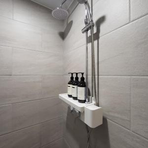 Phòng tắm tại COVE Stay-1003