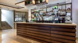 Loungen eller baren på Rajapruek Place