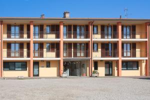 The building in which a panziókat is located