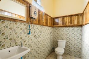 Et badeværelse på Nong Khiaw Meexai Sunset View