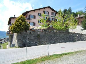 Foto dalla galleria di Hotel Ristorante Miravalle a Teglio