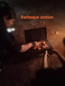 Grillfaciliteterne i den private indkvartering som gæsterne kan bruge + 11 billeder