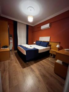 a bedroom with a large bed in a room at Nehir Apart Hotel in Fethiye +40 photos