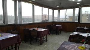 Εστιατόριο ή άλλο μέρος για φαγητό στο Orchida St. George Hotel