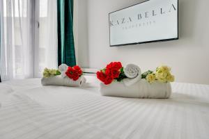 En eller flere senge i et værelse på Maisons Alfort 8 Modern large apartment + 11 billeder