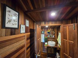 Ảnh trong thư viện ảnh của three little birds 2 bedroom บ้านไม้กลางสวน  +37 ảnh