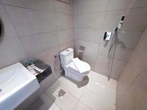 Phòng tắm tại Hotel M9 Sepang KLIA & KLIA 2 +55 ảnh