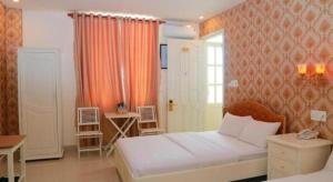 Fotografie z fotogalerie ubytování Royal Hotel v destinaci Phước Hậu (1)