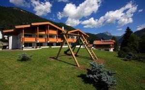 En generel udsigt til bjerge eller udsigt til bjerge taget fra lejlighedshotellet