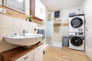 Phòng tắm tại Zum Waldblick +39 ảnh