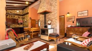 Et tv og/eller underholdning på Villa Marija Desne by Villas Guide