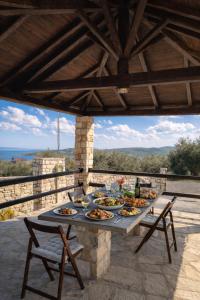 Naturlandskabet i nærheden af villaen