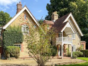 Galeriebild der Unterkunft 6 Bed in Haslemere oc-c34083 in Hindhead