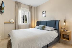 Postel nebo postele na pokoji v ubytování Riviera del Sol Calahonda Apartment + 17 fotografií