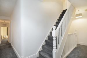 Billede fra billedgalleriet på 6Bedroom House with Free Parking i Leicester