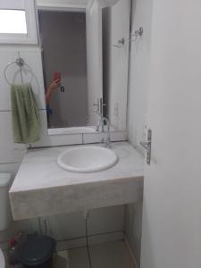 Et badeværelse på Casa aconchegante