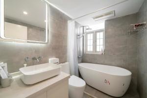 Phòng tắm tại Tonight Homestay East Nanjing Road Shanghai +211 ảnh