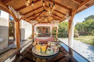 Thức uống tại Mas Rose - Villeneuve-lès-Montréal