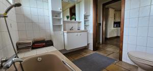 Et badeværelse på Villa Gottem + 69 billeder