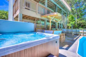 Swimmingpoolen hos eller tæt på 1600 - 5 O`clock Somewhere