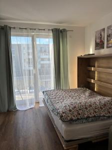 Giường trong phòng chung tại AKS 8a Akademicka przy Onkologii