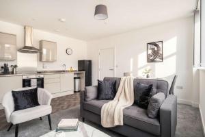 Køkken eller tekøkken på Modern 1 Bed Apartment in Central Wrexham