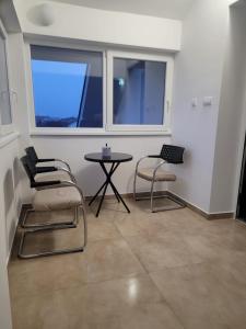 Ảnh trong thư viện ảnh của Beosan ở Železnička Stanica Zemunsko Polje