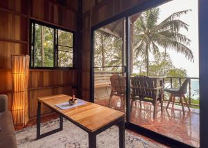 Ban công/sân hiên tại Pyramid Yoga Koh Phangan