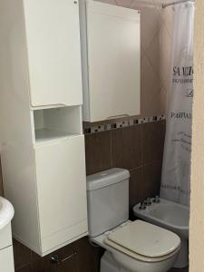 Et badeværelse på Habitación privada con baño para 2