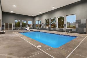 Swimmingpoolen hos eller tæt på Sleep Inn Kelso Longview