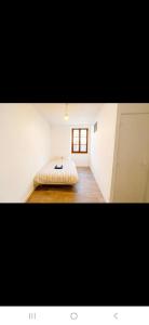 Fotografie z fotogalerie ubytování Appartement avec deux chambres et salon de massage v destinaci Lavelanet